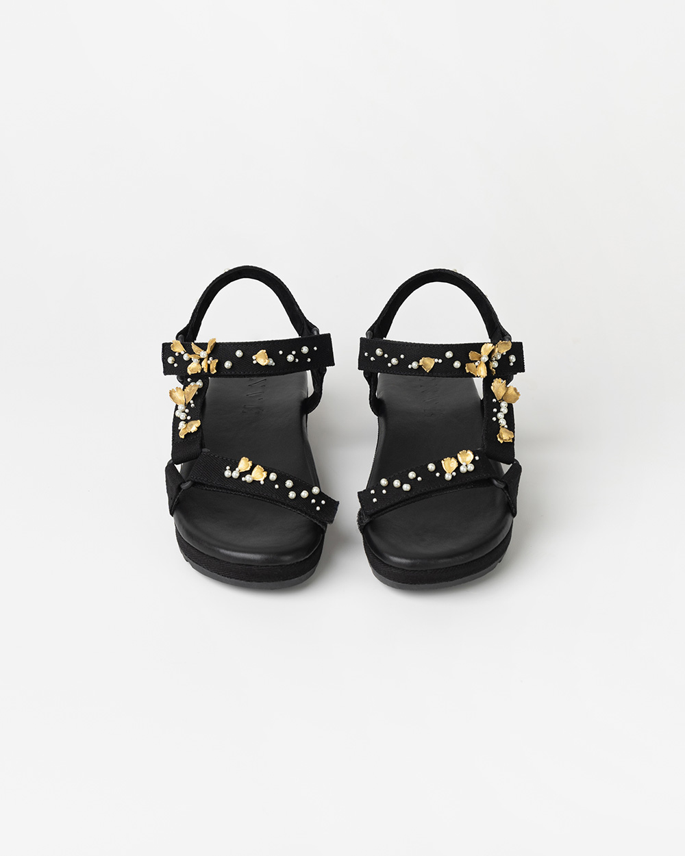 Zoe Black 40